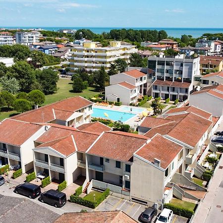 Apartament With Swimming Pool Appartement Caorle Buitenkant foto