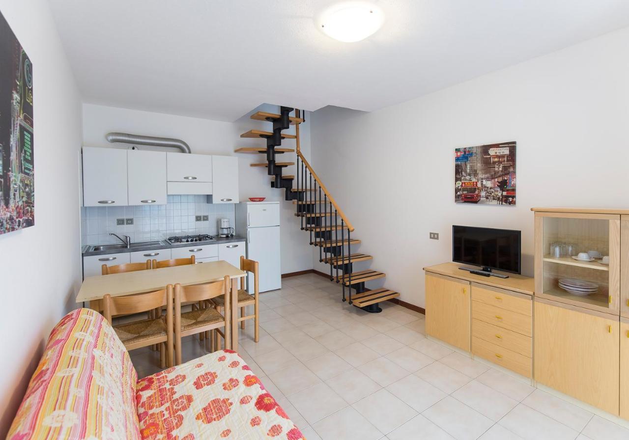 Apartament With Swimming Pool Appartement Caorle Buitenkant foto