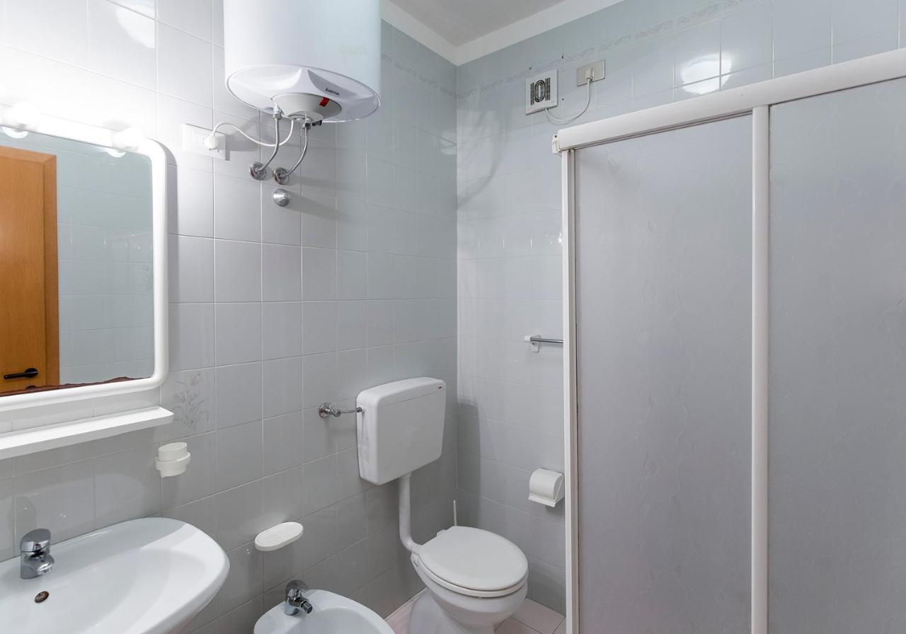 Apartament With Swimming Pool Appartement Caorle Buitenkant foto