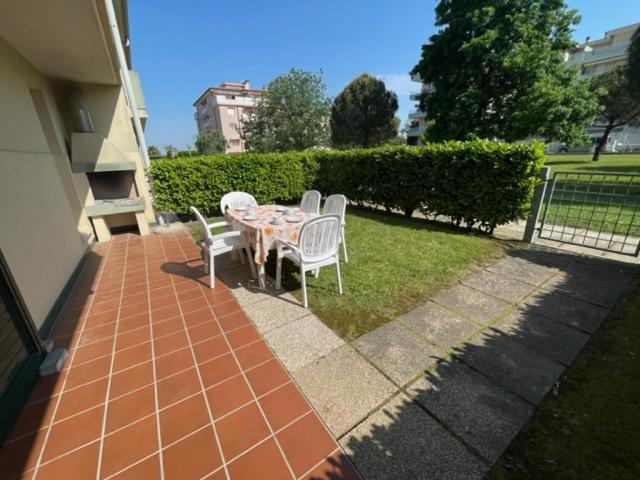 Apartament With Swimming Pool Appartement Caorle Buitenkant foto