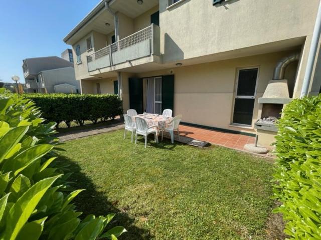 Apartament With Swimming Pool Appartement Caorle Buitenkant foto