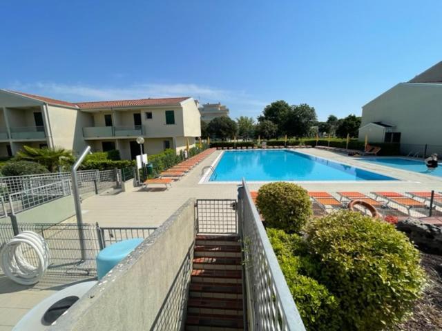 Apartament With Swimming Pool Appartement Caorle Buitenkant foto