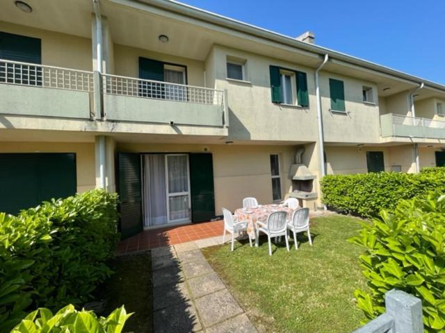 Apartament With Swimming Pool Appartement Caorle Buitenkant foto