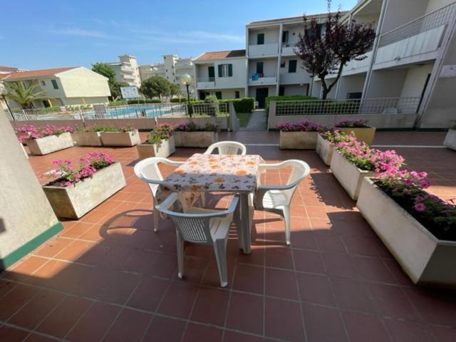Apartament With Swimming Pool Appartement Caorle Buitenkant foto